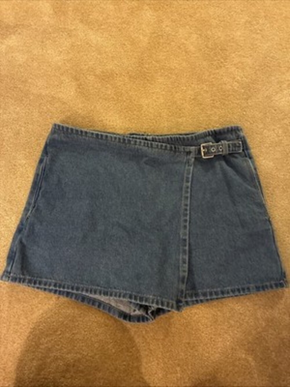 Ann Taylor Medium Wash Denim Skort Size 14 Side Buckle Back Zip
